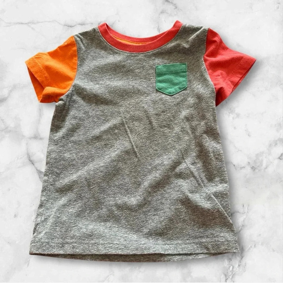 Cat & Jack 18m  Colorblock Pocket Tee Shirt and Carter’s 18m shorts - Picture 2 of 6